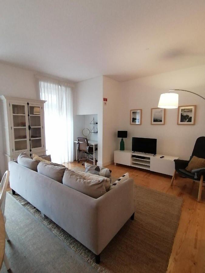 Altido Elegant Deluxe & Altido Luxurious 3-bedroom Apt With Terrace In Intendente * Lisboa