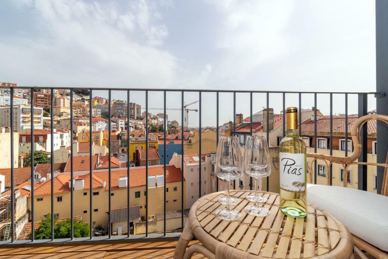 Altido Elegant Deluxe & Altido Luxurious 3-bedroom Apt With Terrace In Intendente Lisboa